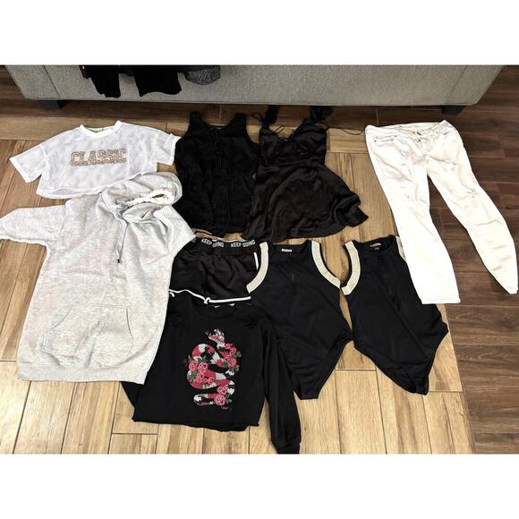 Lot of 9 Tops Dress Pants Womens Activewear M-L Clothing Reseller Bundle - Picture 7 of 12